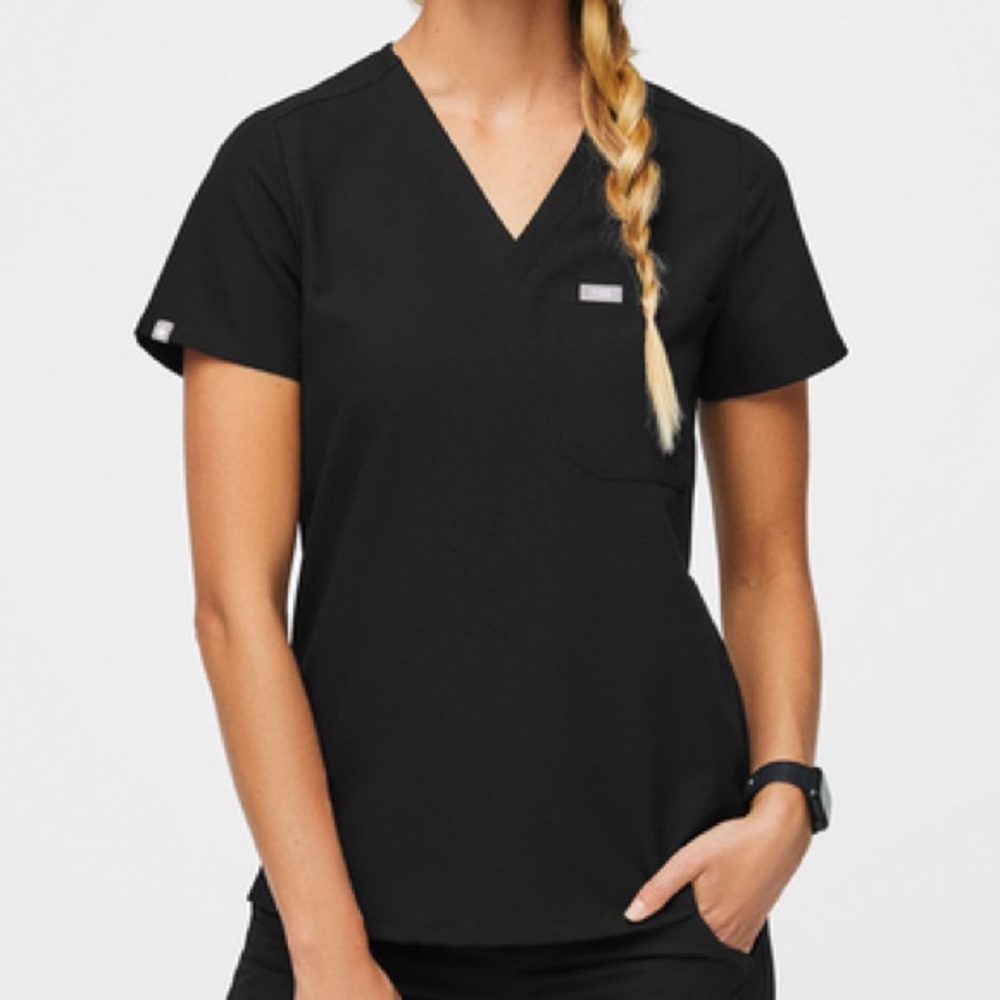FIGS Scrub Top